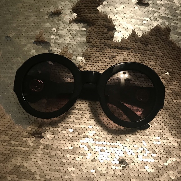 SOLD-Authentic Gucci Sunglasses - Picture 2 of 5